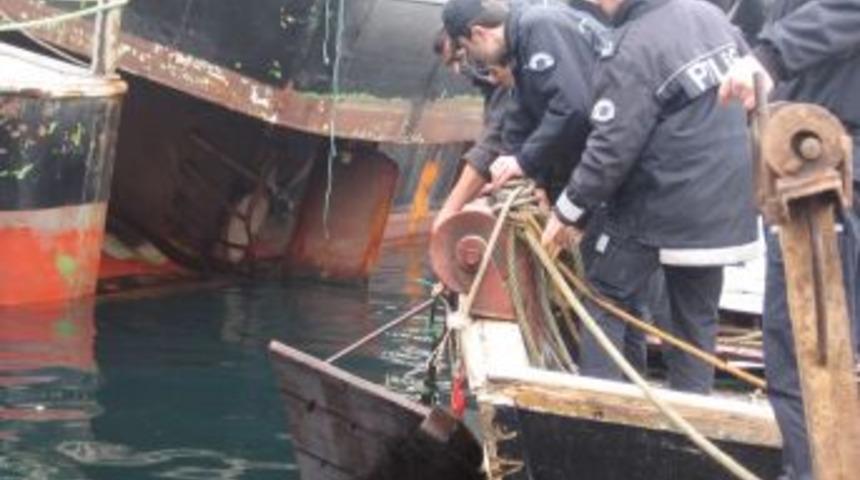 Trolle balık avlayan balık&ccedil;ılara operasyon