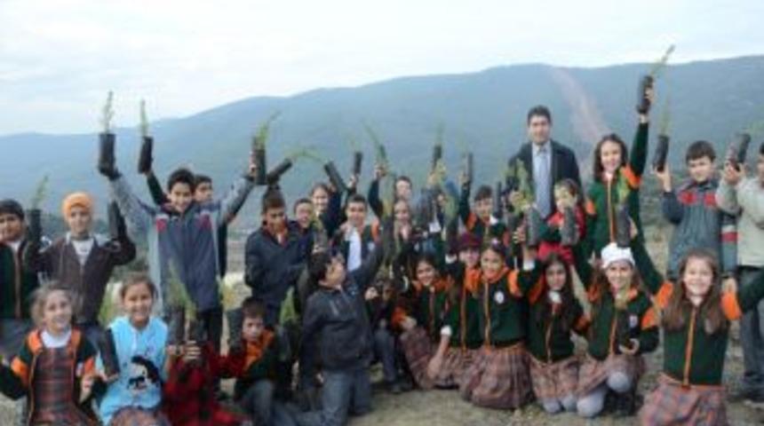 &Ouml;ğrenciler, 'Yeşil Bursa' i&ccedil;in seferber oldu