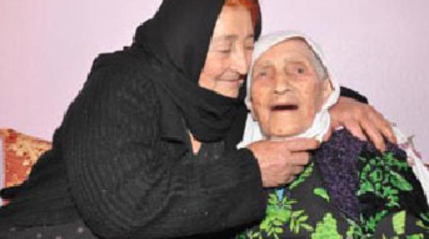 61 yıl sonra ailesine kavuştu