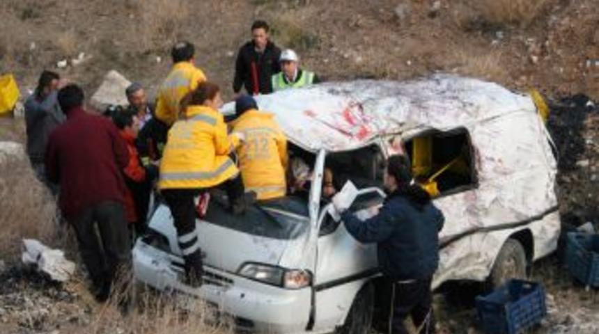 K&uuml;tahya'da trafik kazası: 1 &ouml;l&uuml;