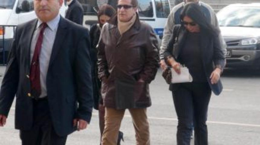 Erbil ile Sayan, Erol Köse'den şikayetçi oldu