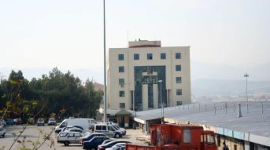 İzmir B&uuml;y&uuml;kşehir Belediyesi'nde aramalar devam ediyor