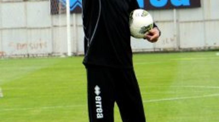 Samsunspor Teknik Direkt&ouml;r&uuml; Vladimir Petkovic, &ccedil;ok zorlu bir s&uuml;re&ccedil;ten ge&ccedil;iyoruz