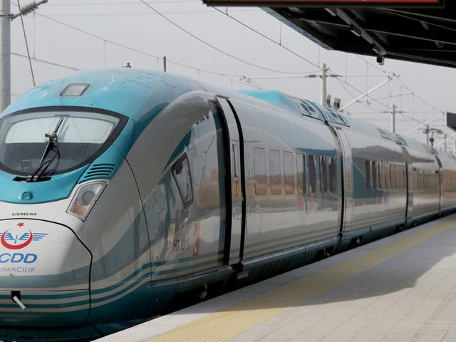 İstanbul'da Marmaray'a alternatif yeni demir yolu! Yavuz Sultan Selim K&ouml;pr&uuml;s&uuml;'nden ge&ccedil;ecek