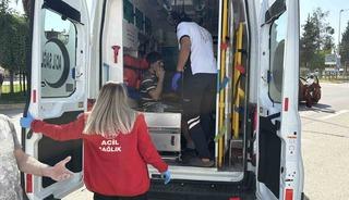Adıyaman&rsquo;da iki kamyonet ile iki otomobil &ccedil;arpıştı: 1 yaralı
