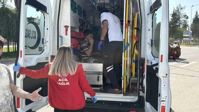 Adıyaman’da iki kamyonet ile iki otomobil çarpıştı: 1 yaralı