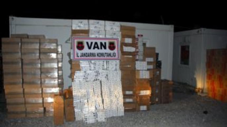 Jandarma bir milyon paket ka&ccedil;ak sigara ele ge&ccedil;irdi
