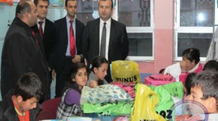 Depremzede &ouml;ğrenciler yeniden okullu oluyor