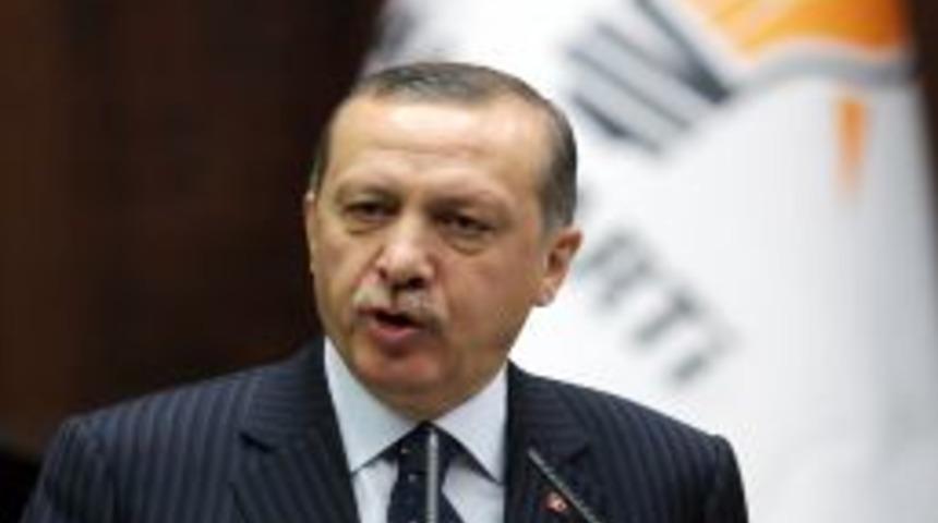 Başbakan&rsquo;dan Beşar Esed&rsquo;e: Halkının refahı i&ccedil;in artık o koltuktan &ccedil;ekil