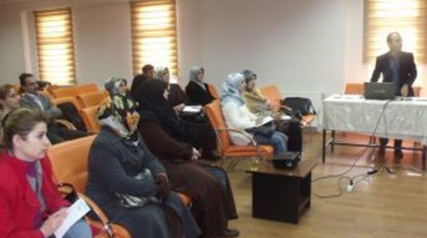 DASİDEF, 'Uygulamalı Girişimcilik' kursu d&uuml;zenledi