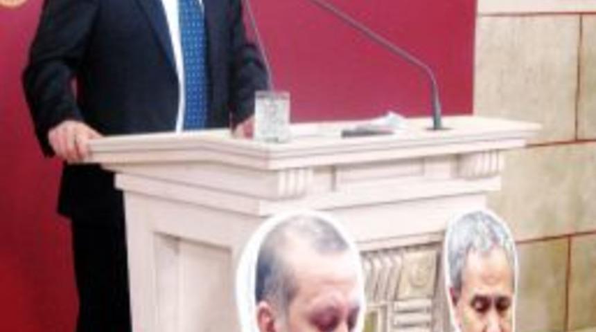 CHP&rsquo;li &Ouml;zt&uuml;rk: Başbakan, halkın 12 Eyl&uuml;l&rsquo;e tepkisini istismar ediyor