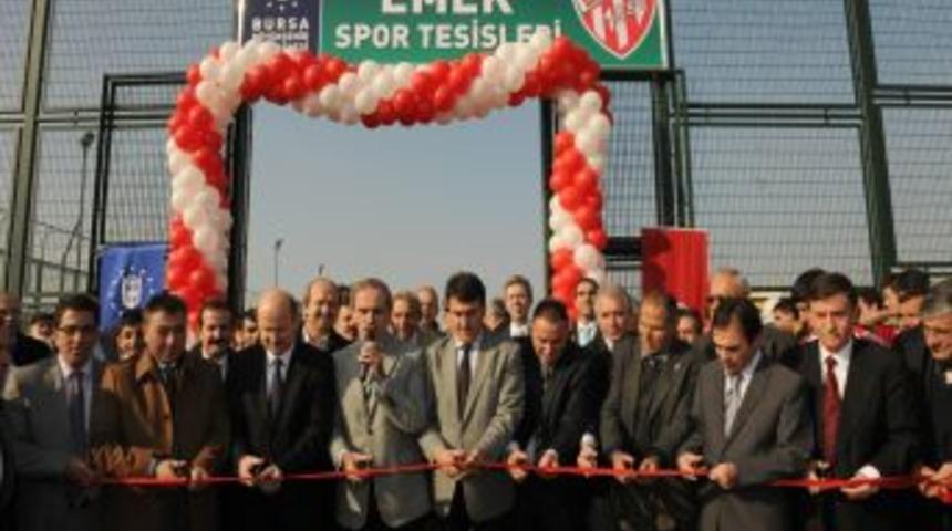 Bursa'da Emek Spor Tesisleri hizmete açıldı