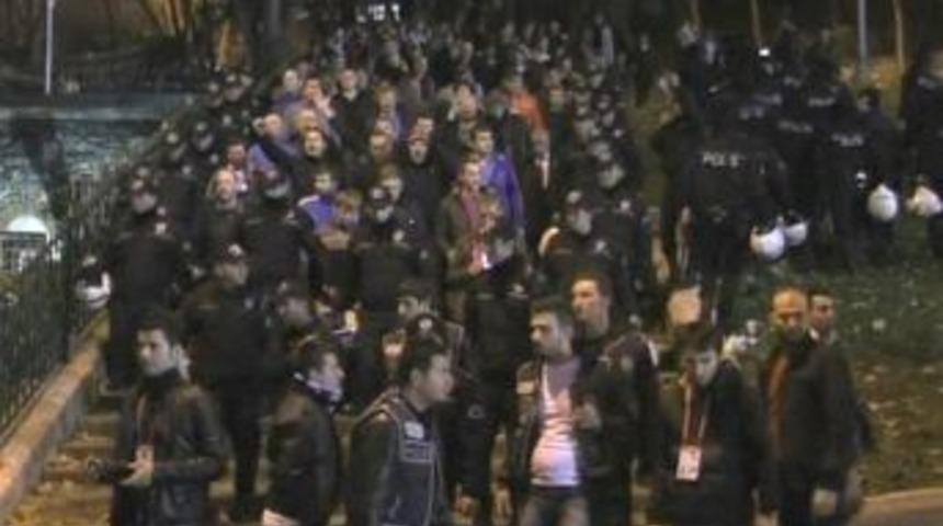 Stoke City taraftarlarına emniyet m&uuml;d&uuml;rl&uuml; koruma