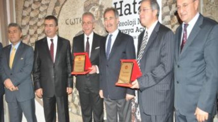 Bakan G&uuml;nay: B&uuml;t&uuml;n coğrafyaların kardeşliğe ihtiyacı var