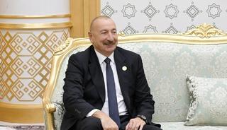 Azerbaycan Cumhurbaşkanı Aliyev, İran Cumhurbaşkanı Pezeşkiyan&rsquo;la bir araya geldi
