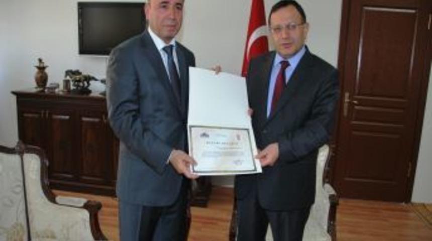 Emniyet M&uuml;d&uuml;r&uuml; Kahya&rsquo;dan Vali Saran&rsquo;a veda ziyareti