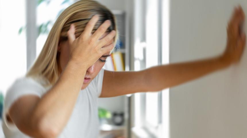 Baş ağrısı ve migrene karşı 5 basit y&ouml;ntem! Evde deneyebilirsiniz