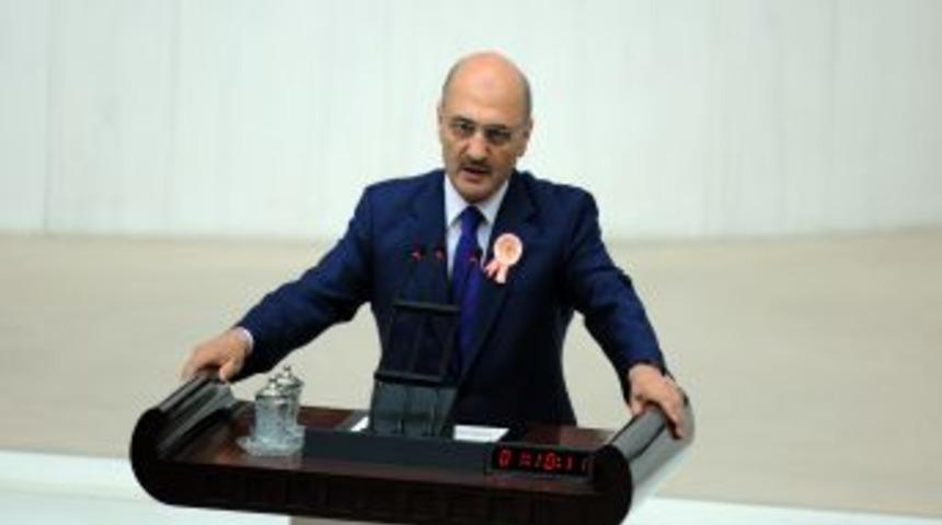 Bayraktar: Kentsel-Kırsal D&ouml;n&uuml;ş&uuml;m yasasını bu b&uuml;t&ccedil;e d&ouml;neminde &ccedil;ıkaracağız