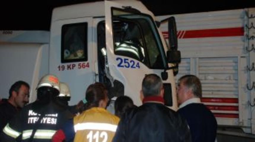 Kazada iki saatlik yaşam m&uuml;cadelesini kaybetti