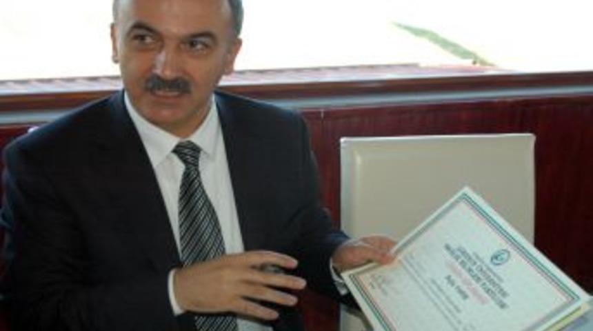 Basın &ouml;n&uuml;nde imza kanıtı