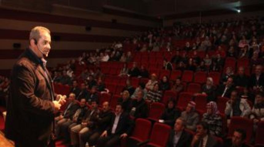 Aile ko&ccedil;u Arıkan: &Ouml;ğretmenlerimiz ruh ve g&ouml;n&uuml;l mimarıdır