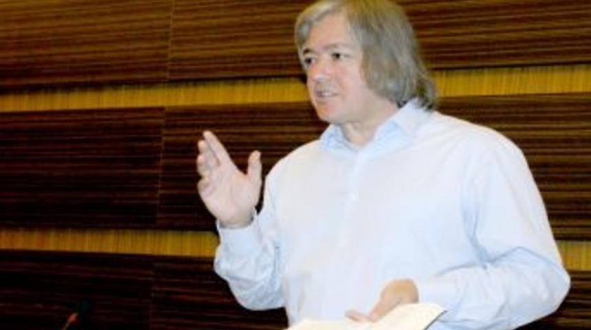 Emniyet mensuplarına g&uuml;zel konuşma semineri