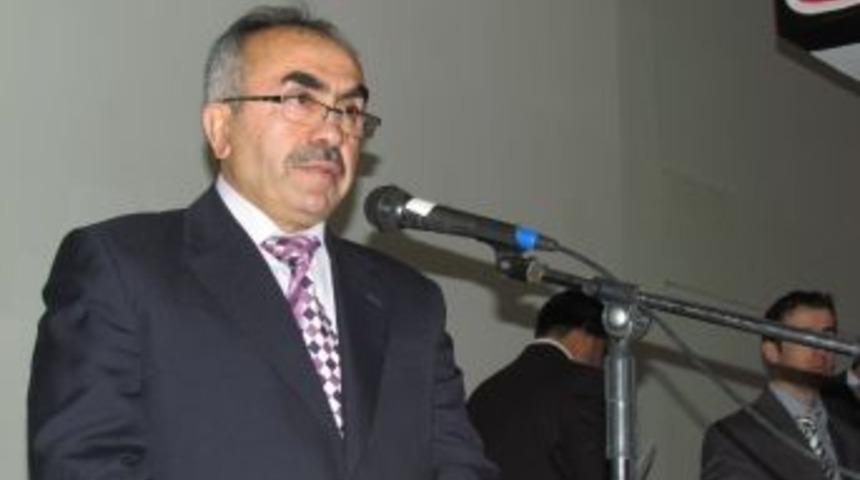 Camiler Miniklerle Doldu