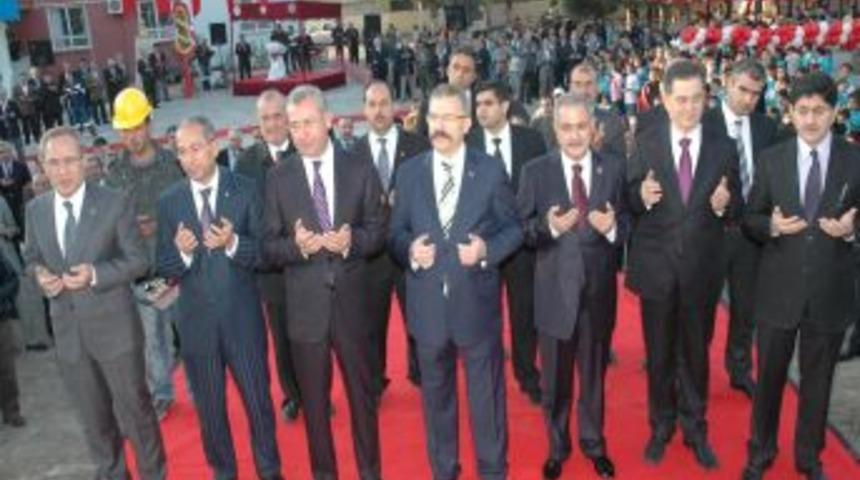 Tosyalı Osmaniye&rsquo;de eğitim uygulama okulu ve iş eğitim merkezi yaptırıyor