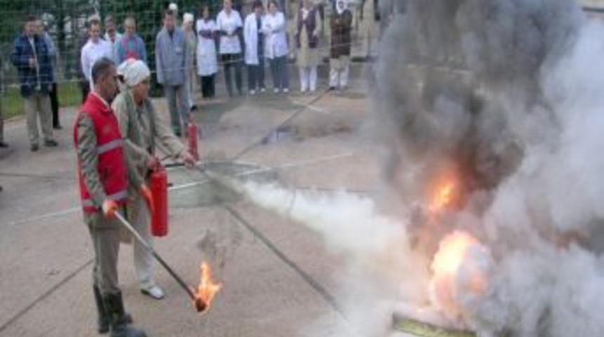 Huzurevinde yangın tatbikatı