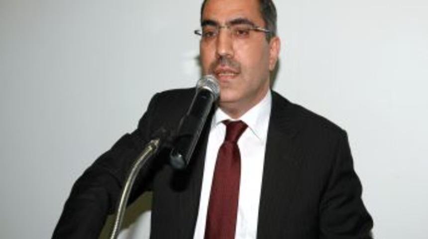 &Ccedil;elikcan&rsquo;dan Aldırmaz&rsquo;a: Adanalı fotoğraflarınızdan başka bir şey g&ouml;rmedi