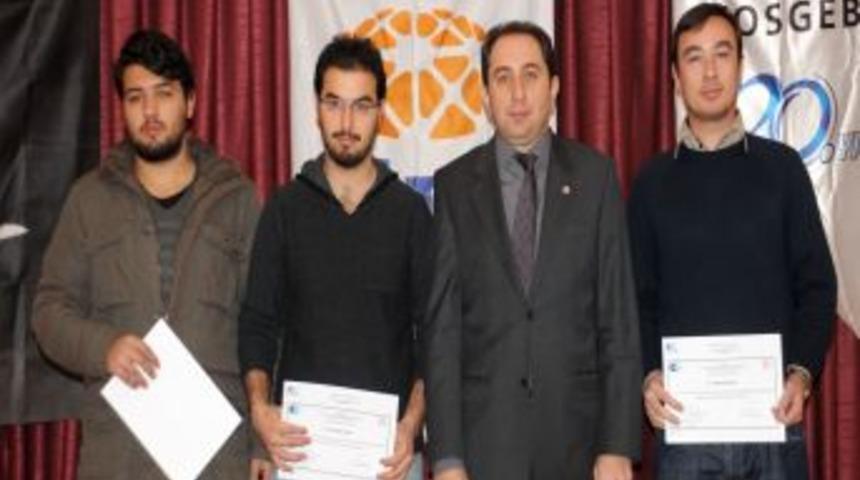 Uygulamalı Girişimcilik Eğitimi'ni tamamlayan &ouml;ğrenciler sertifika aldı