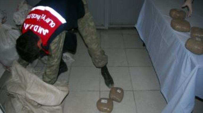 Başkale'de 99 kilo esrar ele ge&ccedil;irildi