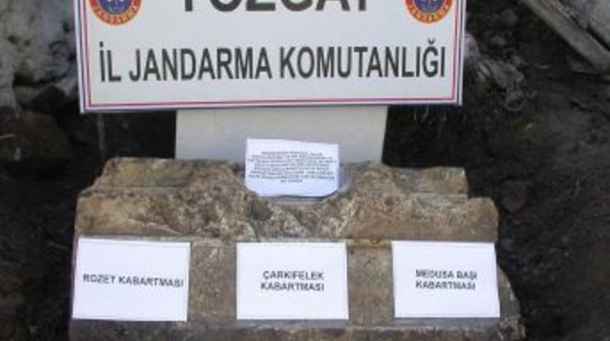 Yozgat'ta ka&ccedil;k tarihi eser operasyonu