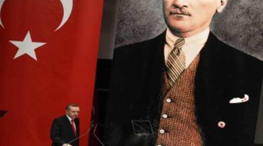 Erdoğan: KCK operasyonlarını bir başbakan olarak destekliyorum