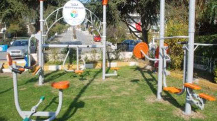 Tuzla Belediyesi'nden sitelere oyun ve spor grupları