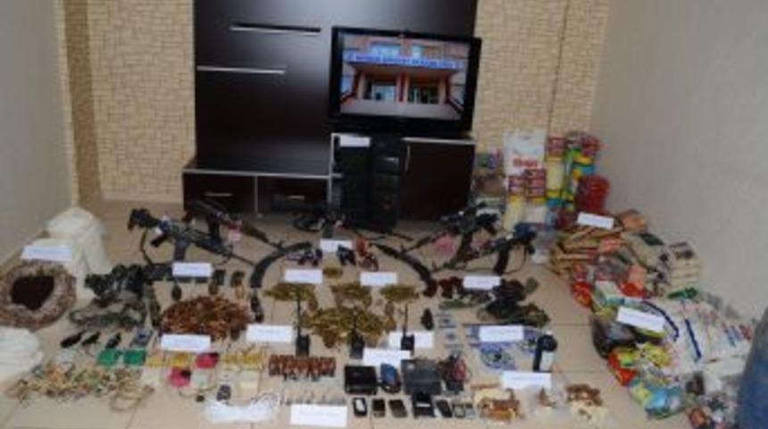 PKK Amanosta b&uuml;y&uuml;k darbe yedi