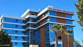 Bayraklı Belediyesi'ne soruşturma: Eski belediye başkanı dahil 6 kişi tutuklandı, 9 kişi serbest bırakıldı