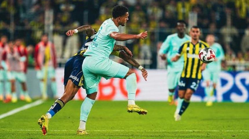 S&uuml;per Lig'den ayrılıp Rusya'ya gitti! Ateş p&uuml;sk&uuml;rd&uuml;: 'Yemekler k&ouml;t&uuml;, restoranlar berbat'