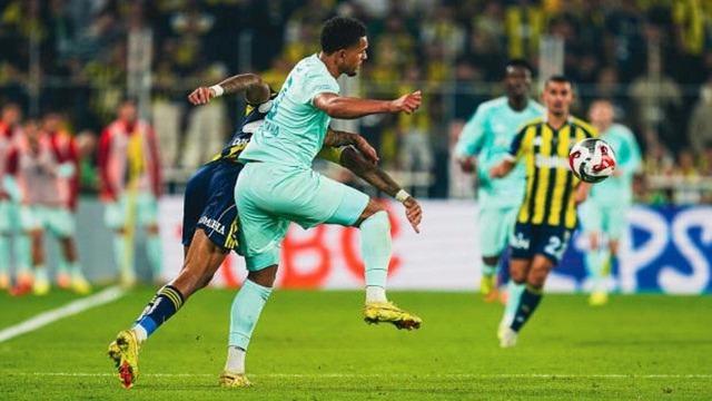 Süper Lig'den ayrılıp Rusya'ya gitti! Ateş püskürdü: 'Yemekler kötü, restoranlar berbat'