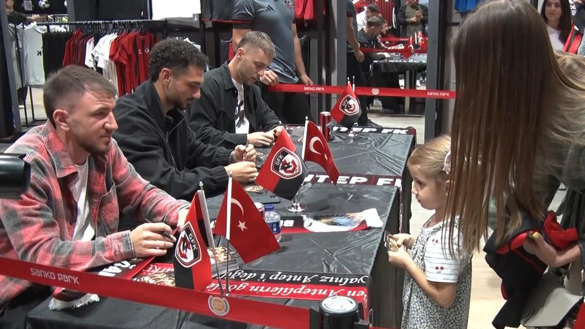 (Özet) İstanbul Başakşehir - Gaziantep FK Maçı Özeti ve Tüm Önemli Anları 3