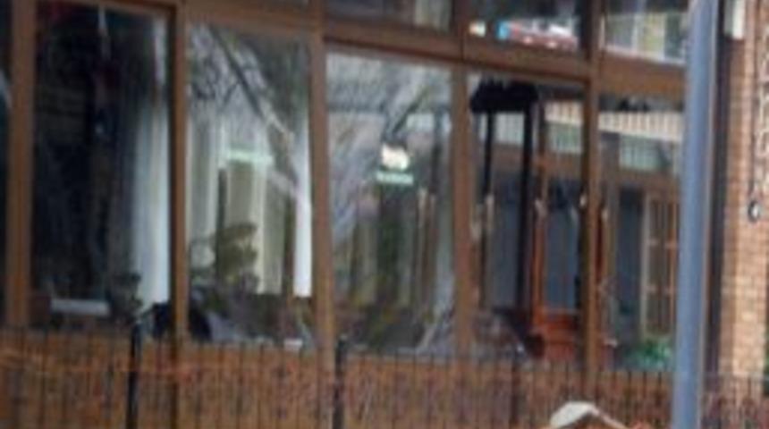 Fırtına ve sağanak yağmur Kuşadası'nı vurdu