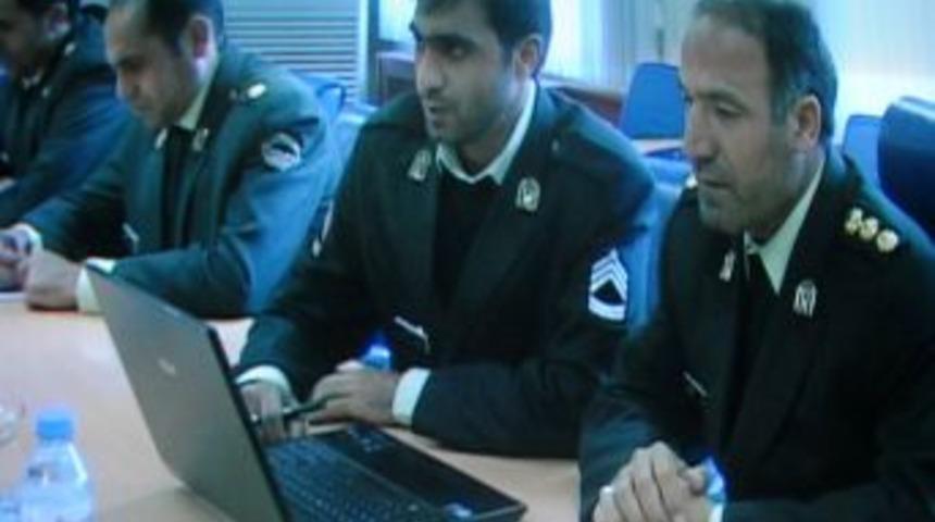 T&uuml;rkiye-İran sınır g&uuml;venliği toplantısı Hakkari'de yapıldı