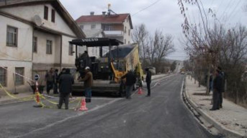 Eflani il&ccedil;e merkezi sıcak asfalt ile kaplandı