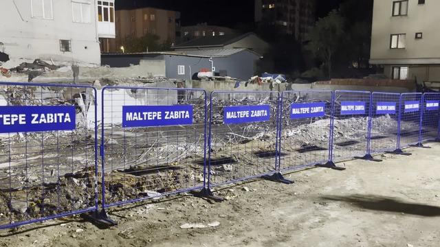 Maltepe&rsquo;de &ccedil;&ouml;ken binanın enkaz kaldırma &ccedil;alışmaları tamamlandı 2