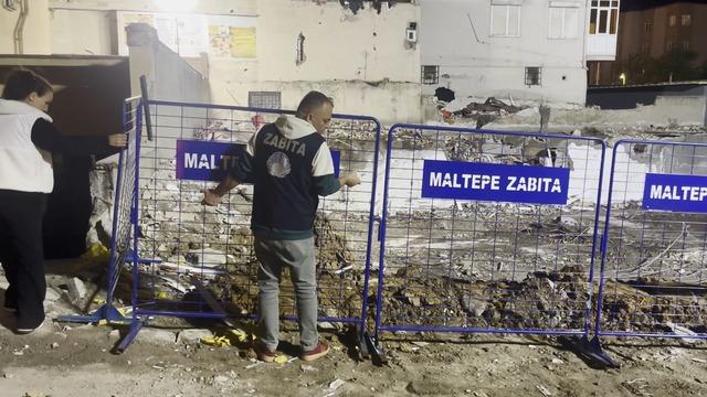 Maltepe&rsquo;de &ccedil;&ouml;ken binanın enkaz kaldırma &ccedil;alışmaları tamamlandı 1