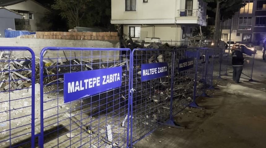 Maltepe&rsquo;de &ccedil;&ouml;ken binanın enkaz kaldırma &ccedil;alışmaları tamamlandı
