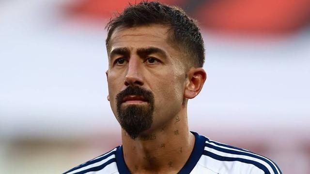 Islıklar sonrası barış mesajı! Kerem Demirbay’dan Galatasaray’a özür