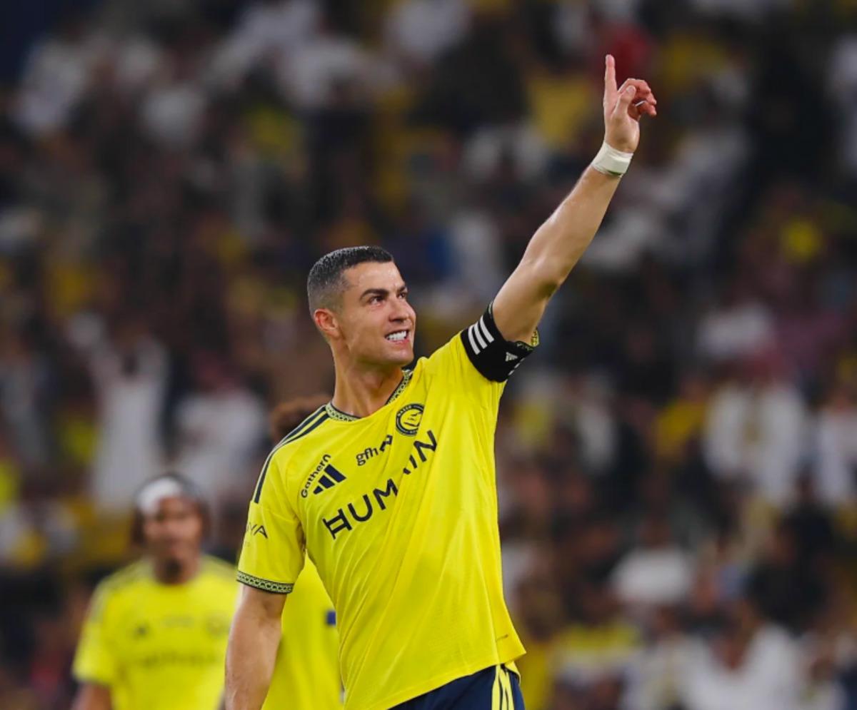 Kim der bu adama 41 yaşında diye? Cristiano Ronaldo dünya devlerine nazire yapıyor! 3