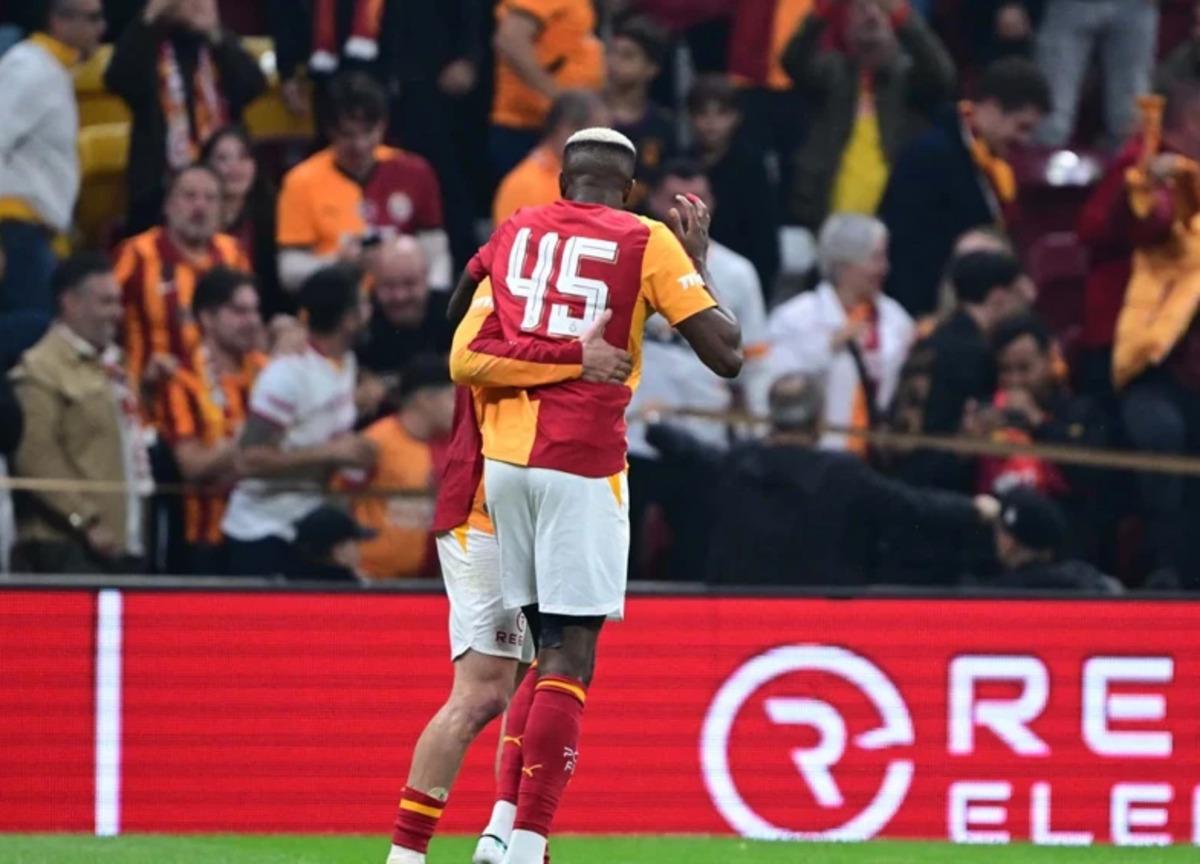 Victor Osimhen den Barcelona maçı için açıklama! 5