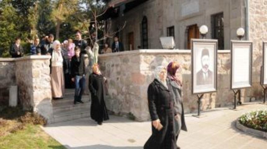 Ankara'da misafir edilecek depremzedeler Hamam&ouml;n&uuml;'n&uuml; gezdi